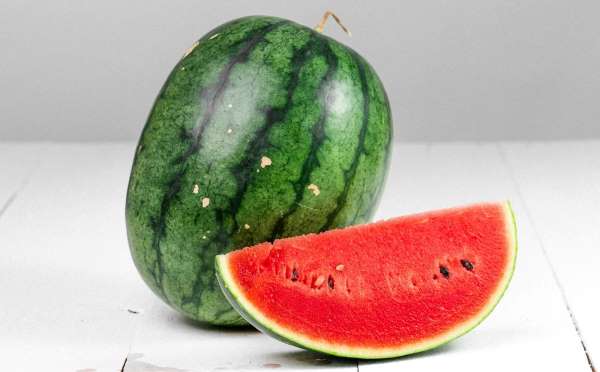 full-watermelon-and-cut-watermelon